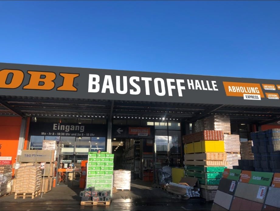 Fassadenbeschriftung einer Baustoffhalle
